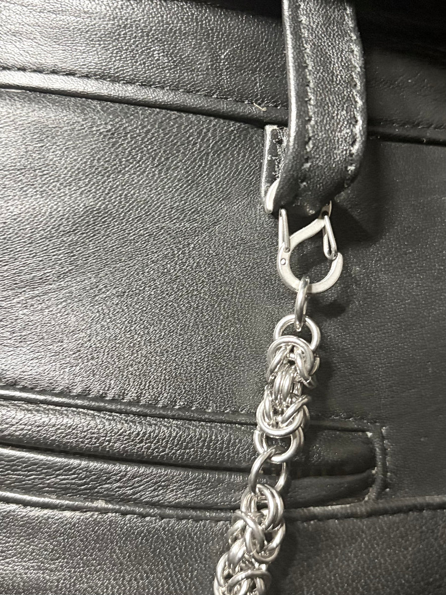 GREED WALLET CHAIN